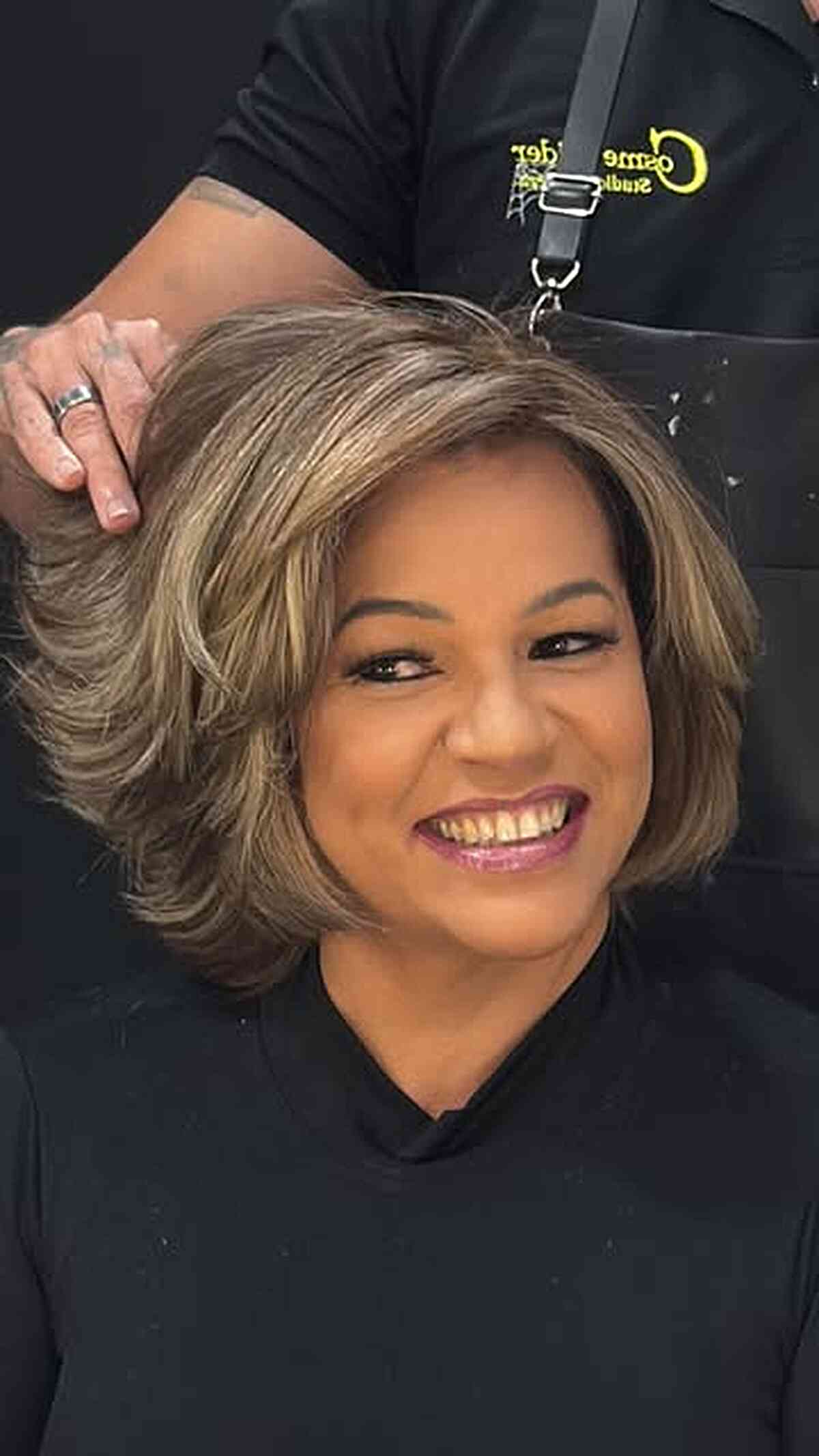 Soft Feathered Caramel Layered Bob