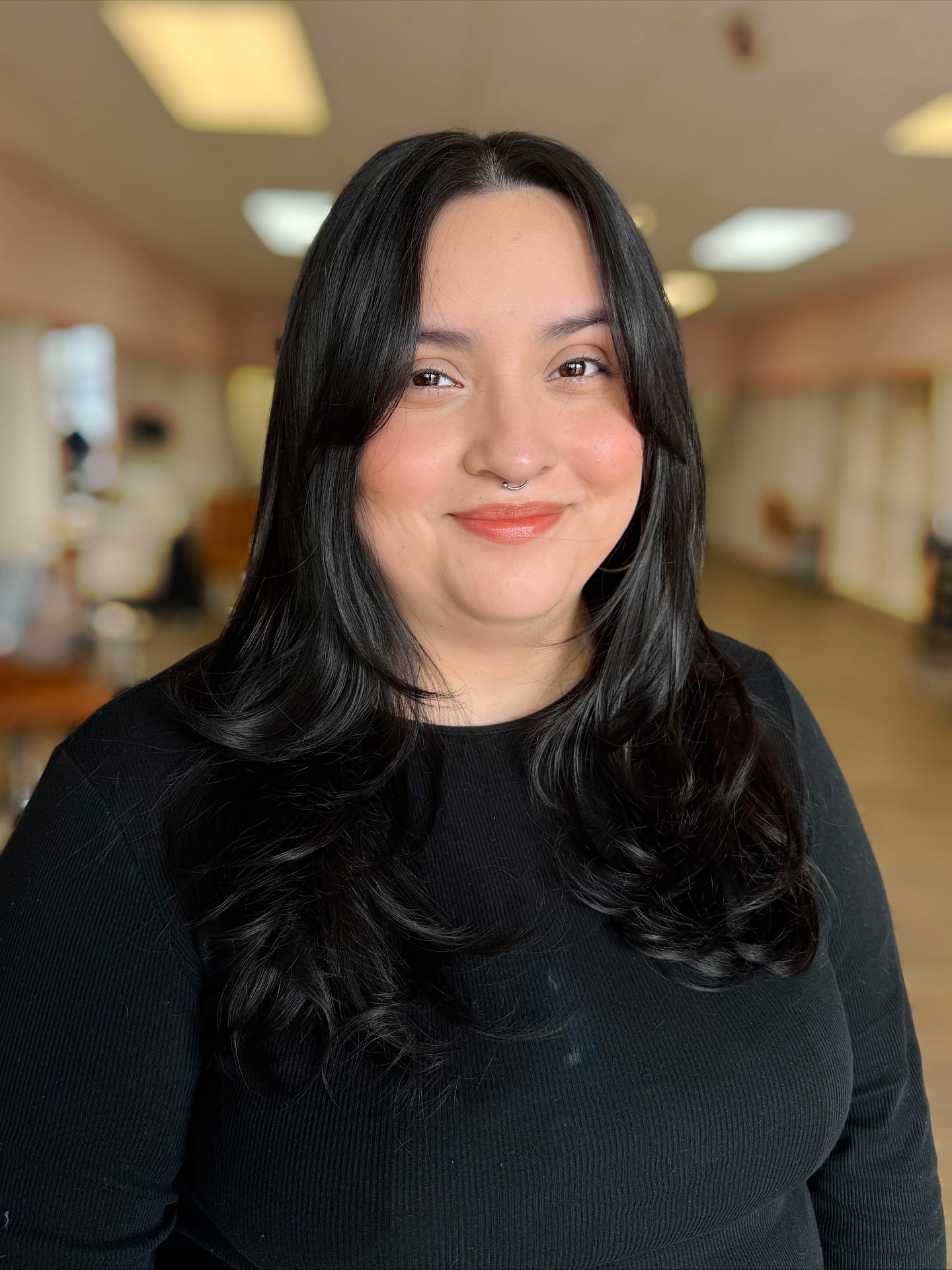 Glossy Center-Part Curtain Fringe with Rounded Blowout Layers