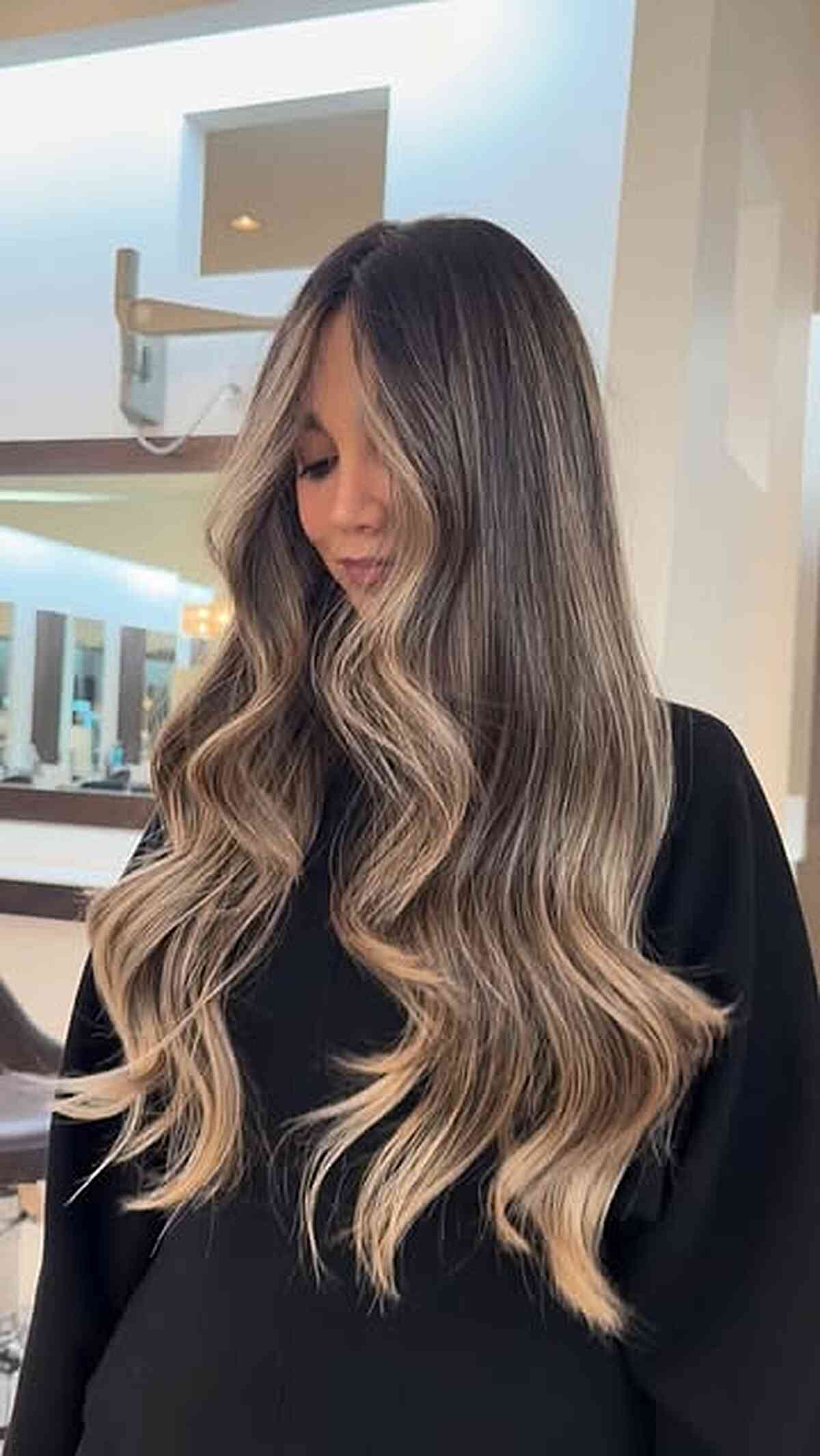 Smoky Beige Blonde Melt Balayage