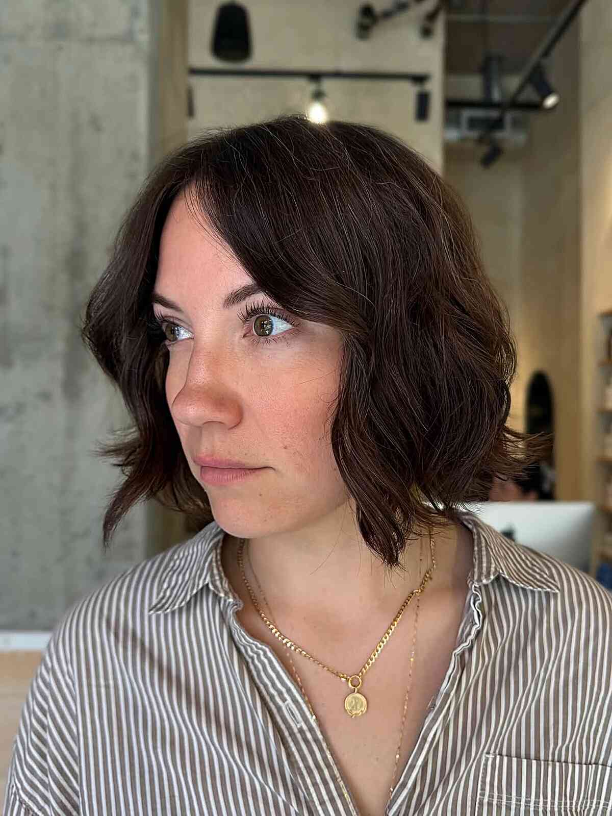 Textured Wavy Bob with Soft Layers