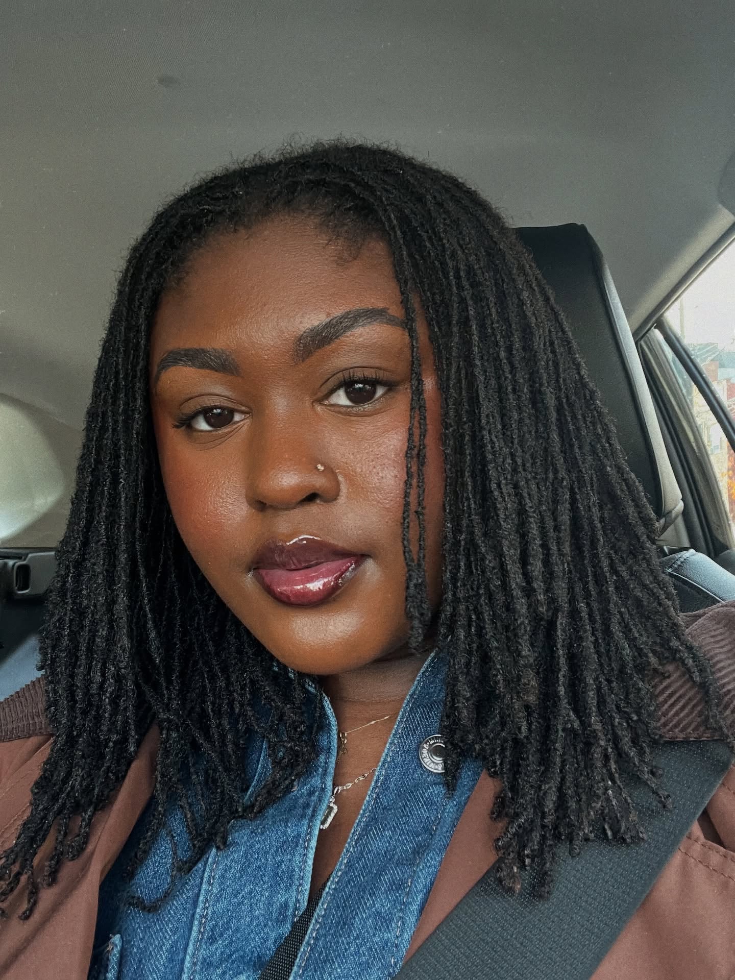 Shoulder-Grazing Micro Loc Bob with Soft Blunt Ends