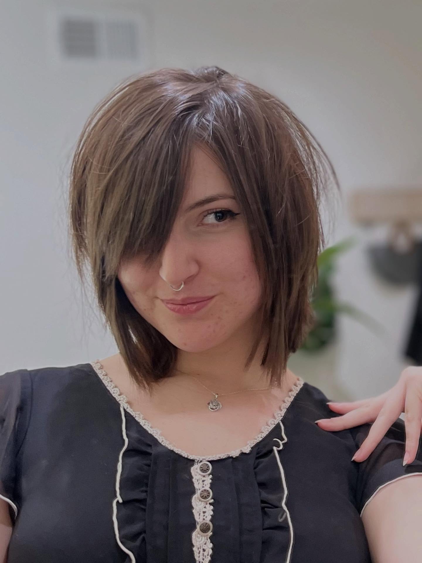 Angled Jaw-Length Frayed Bob with Long Side Sweep