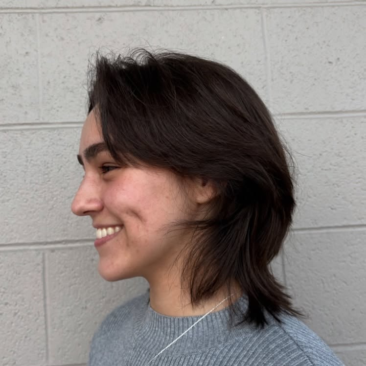Feathered Short Mullet with Natural Crown Lift