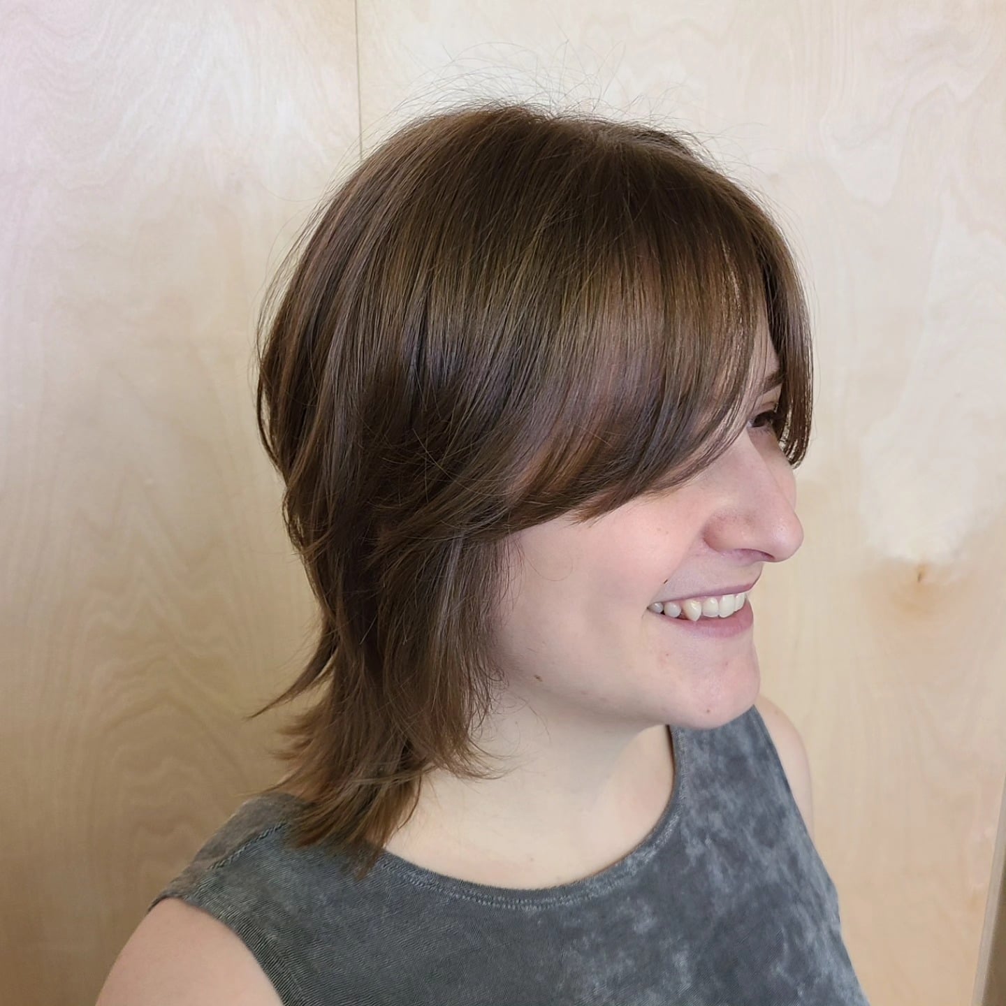 Soft Brown Short Wolf Mullet with Rounded Curtain Fringe