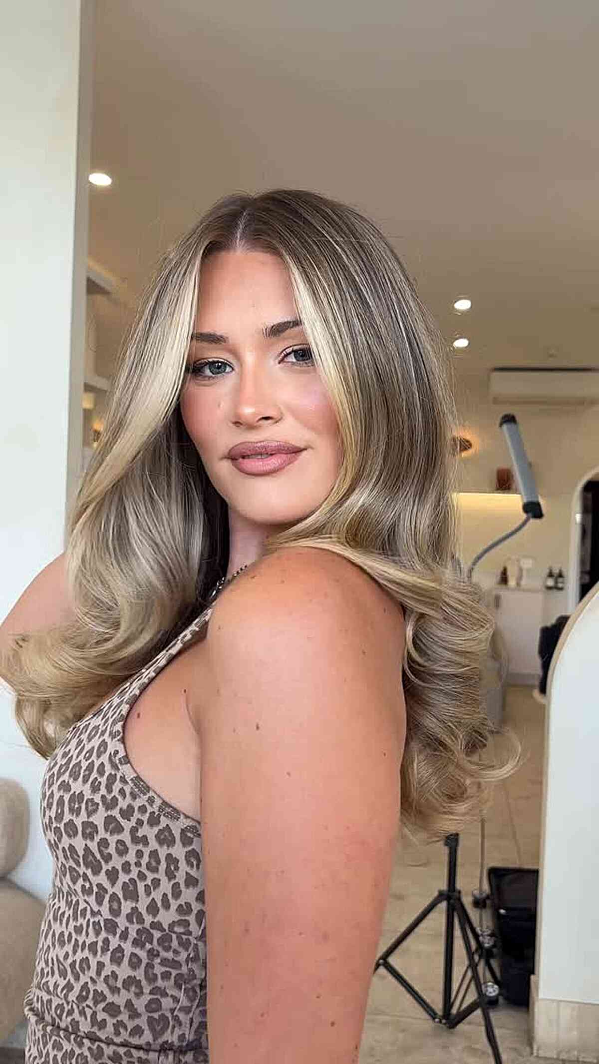 Soft Champagne Balayage with Voluminous Layers