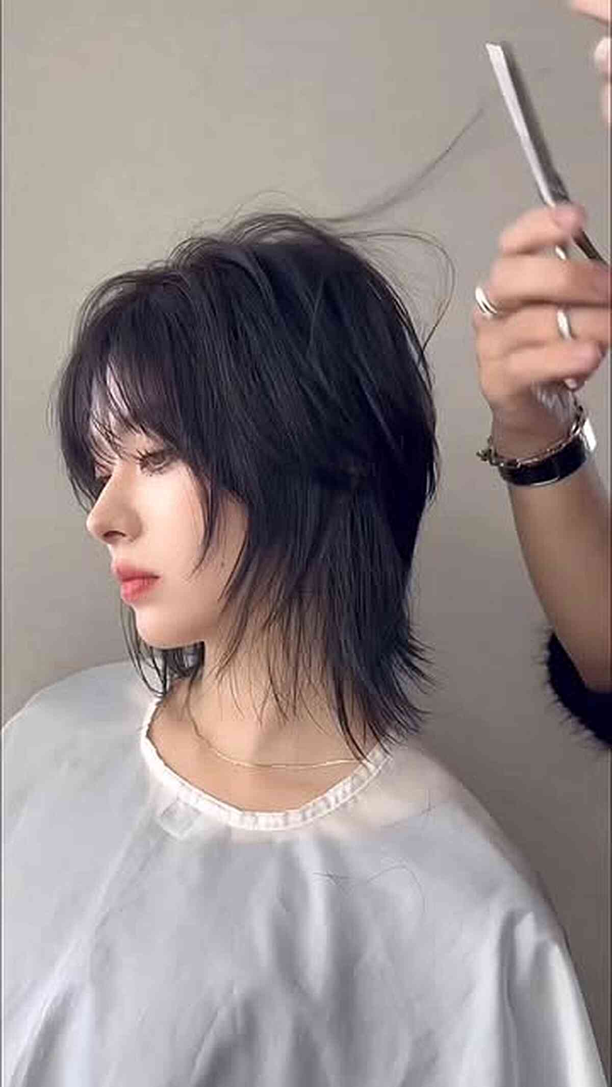 Wispy Black Razor Wolf Shag