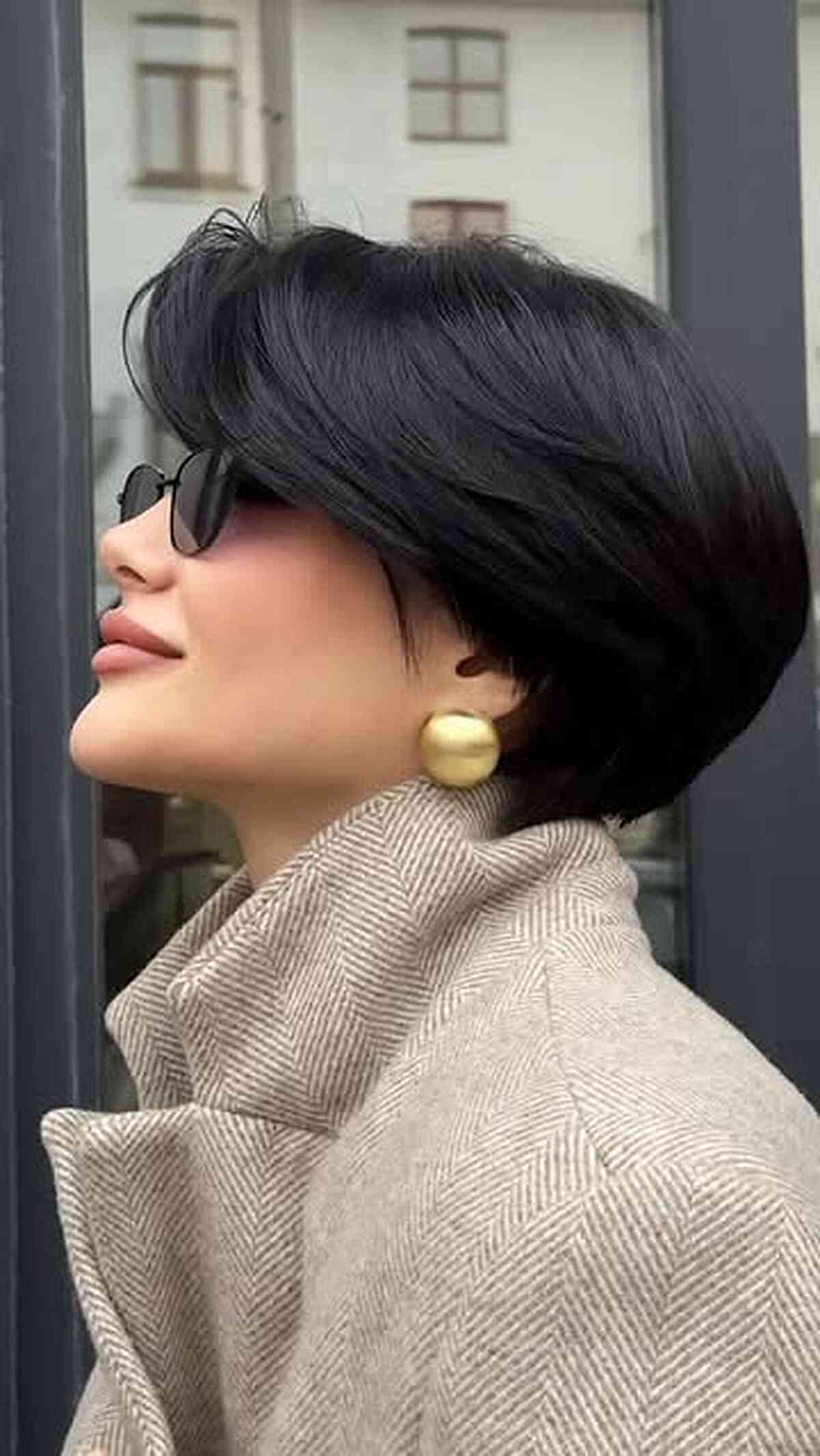 Modern Sleek Bixie with Textured Layers