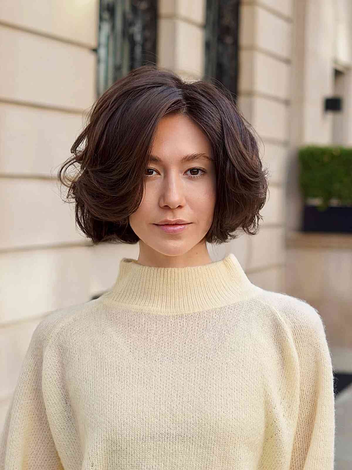 Chic Fluffy Bob with Soft Waves