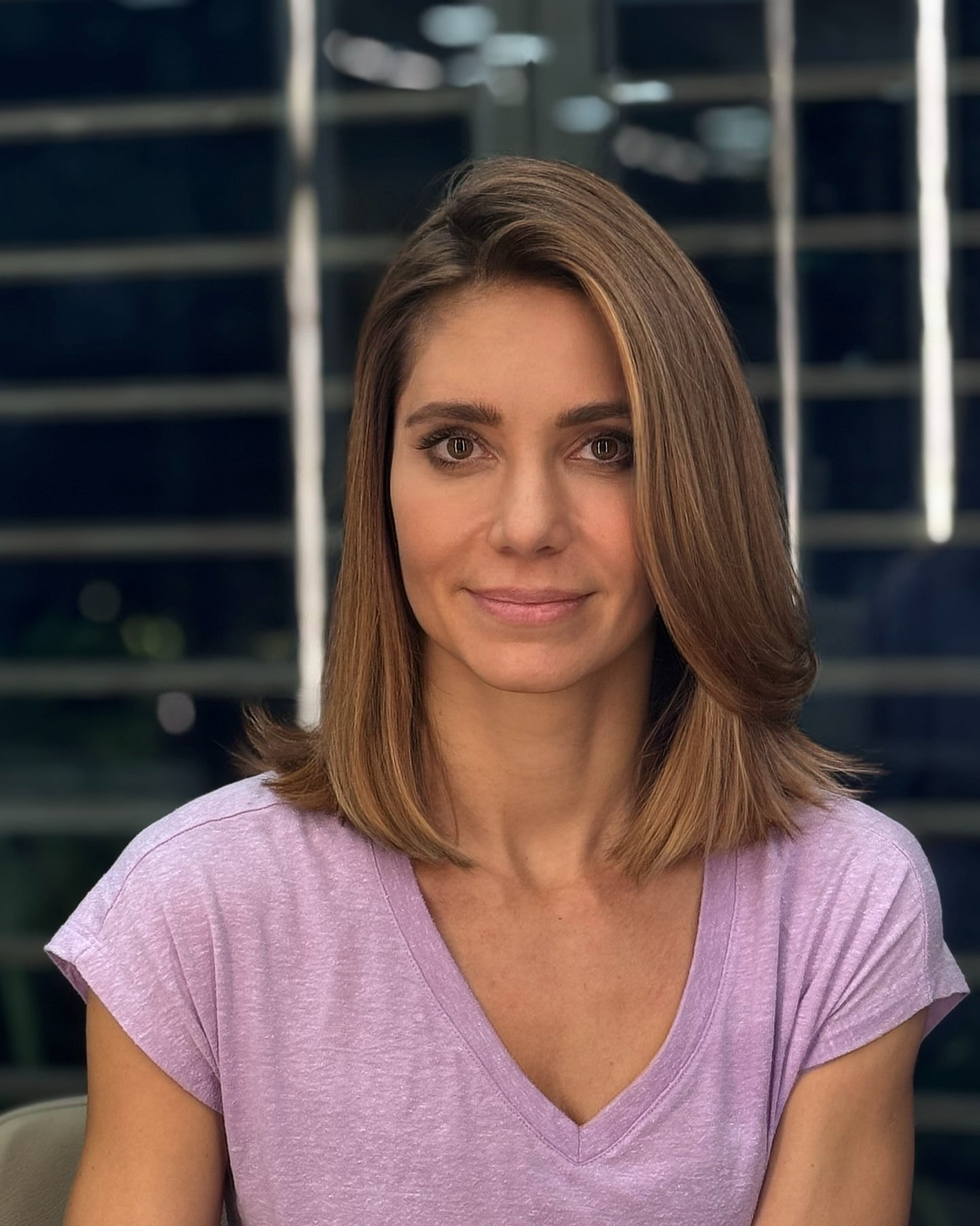 Medium brown layered lob with caramel highlights