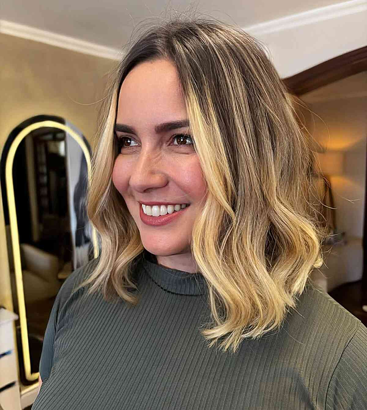 Effortlessly Wavy Long Bob with Sun-Kissed Highlights