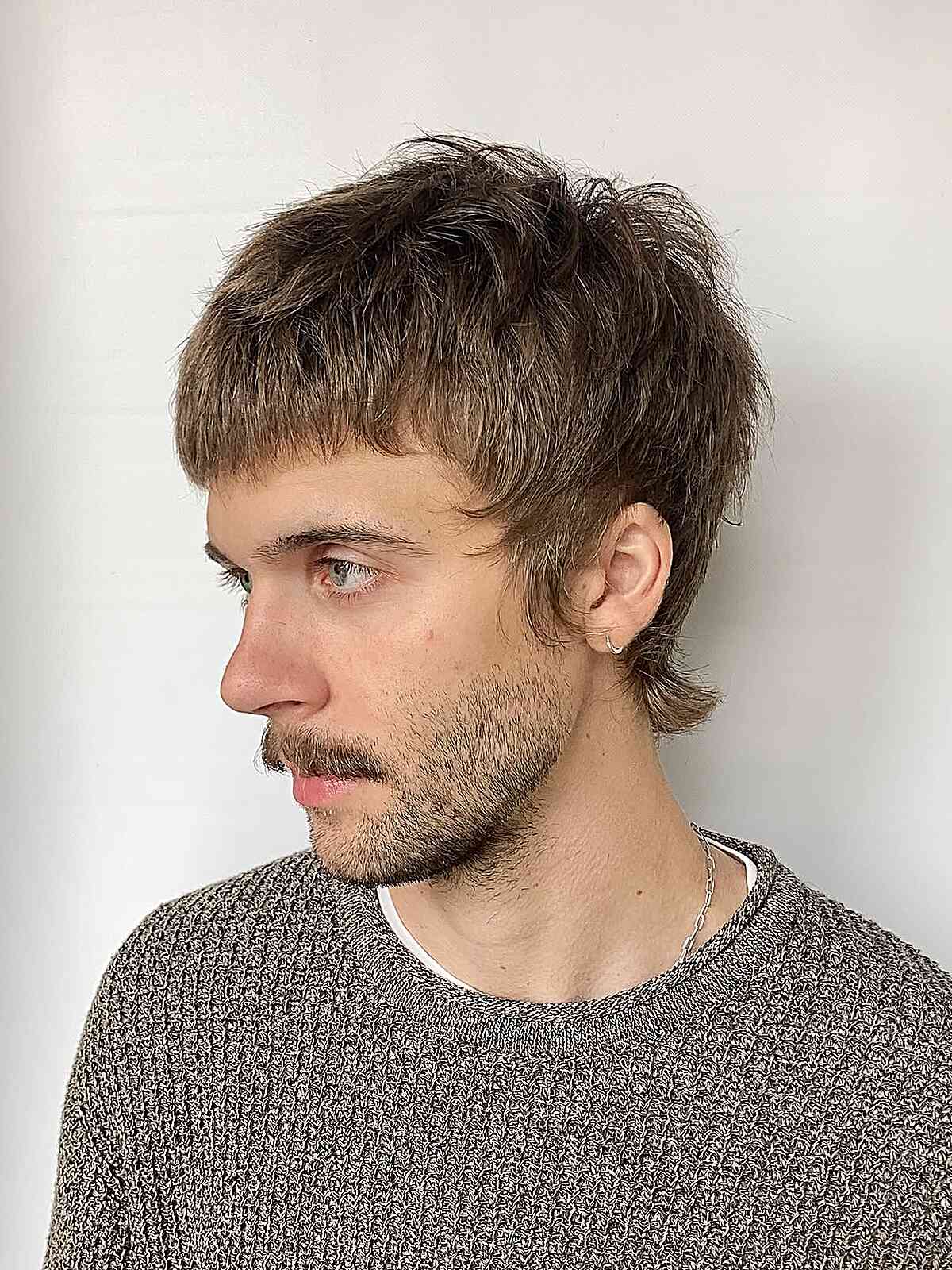 Trendy Mod Cut with Textured Layers