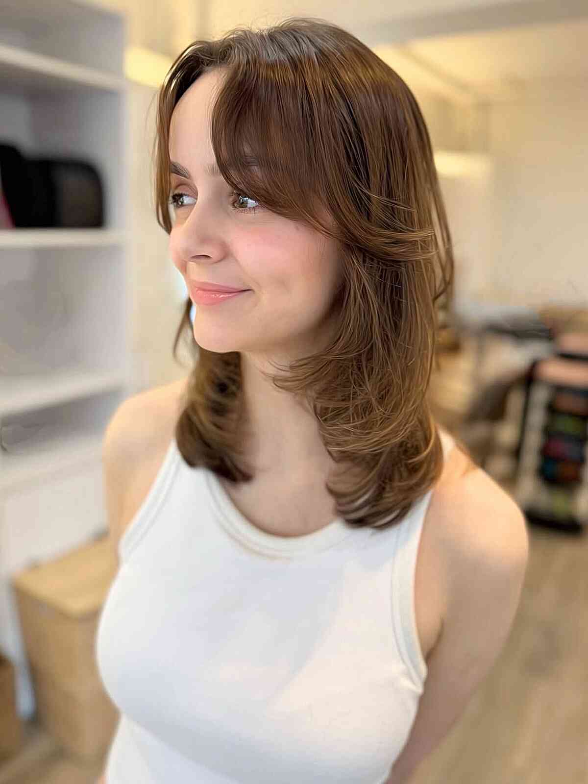 Chic Medium Layered Cut with Face-Framing Bangs