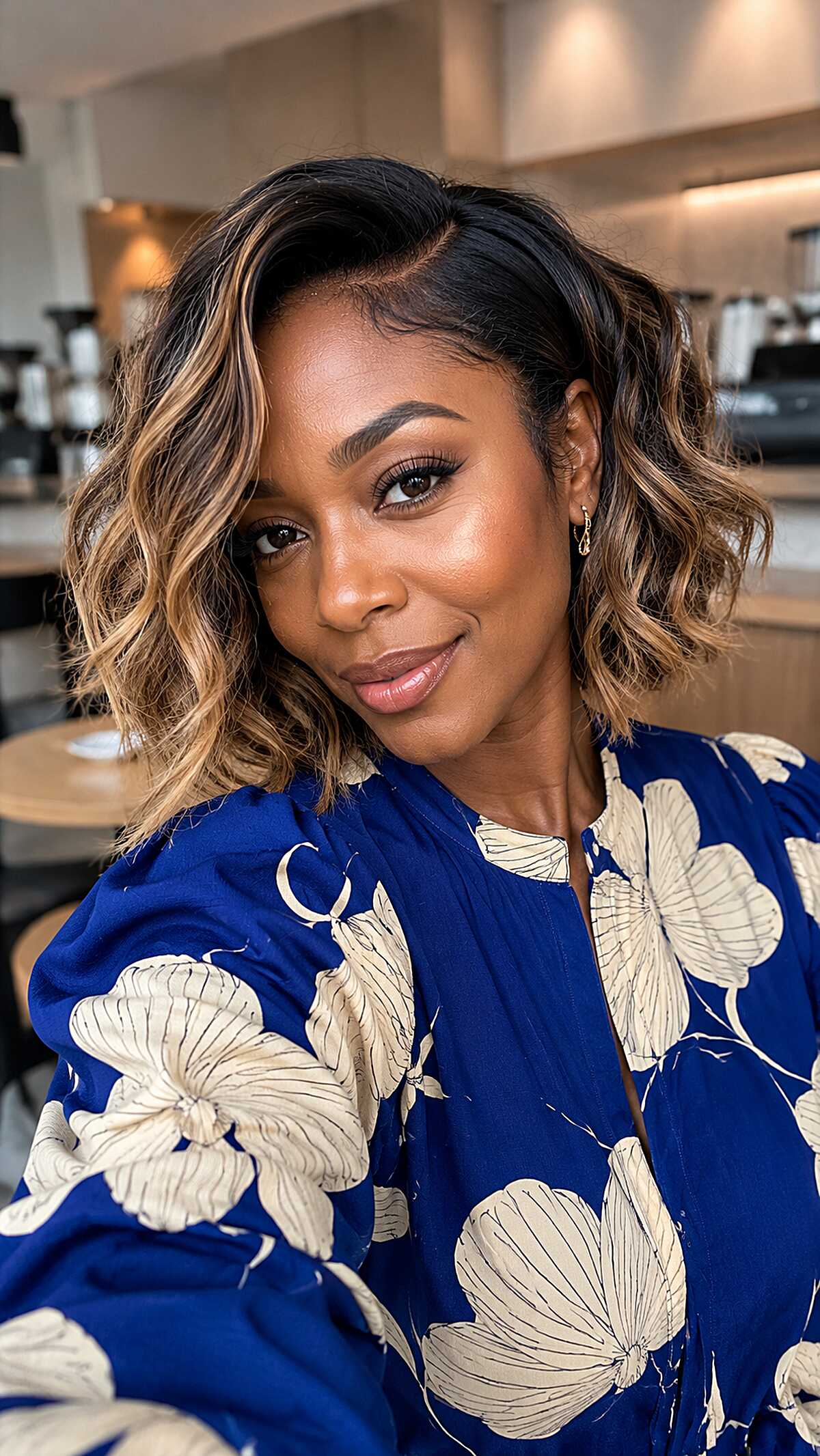 Short wavy bob quick weave with honey blonde ombré tips