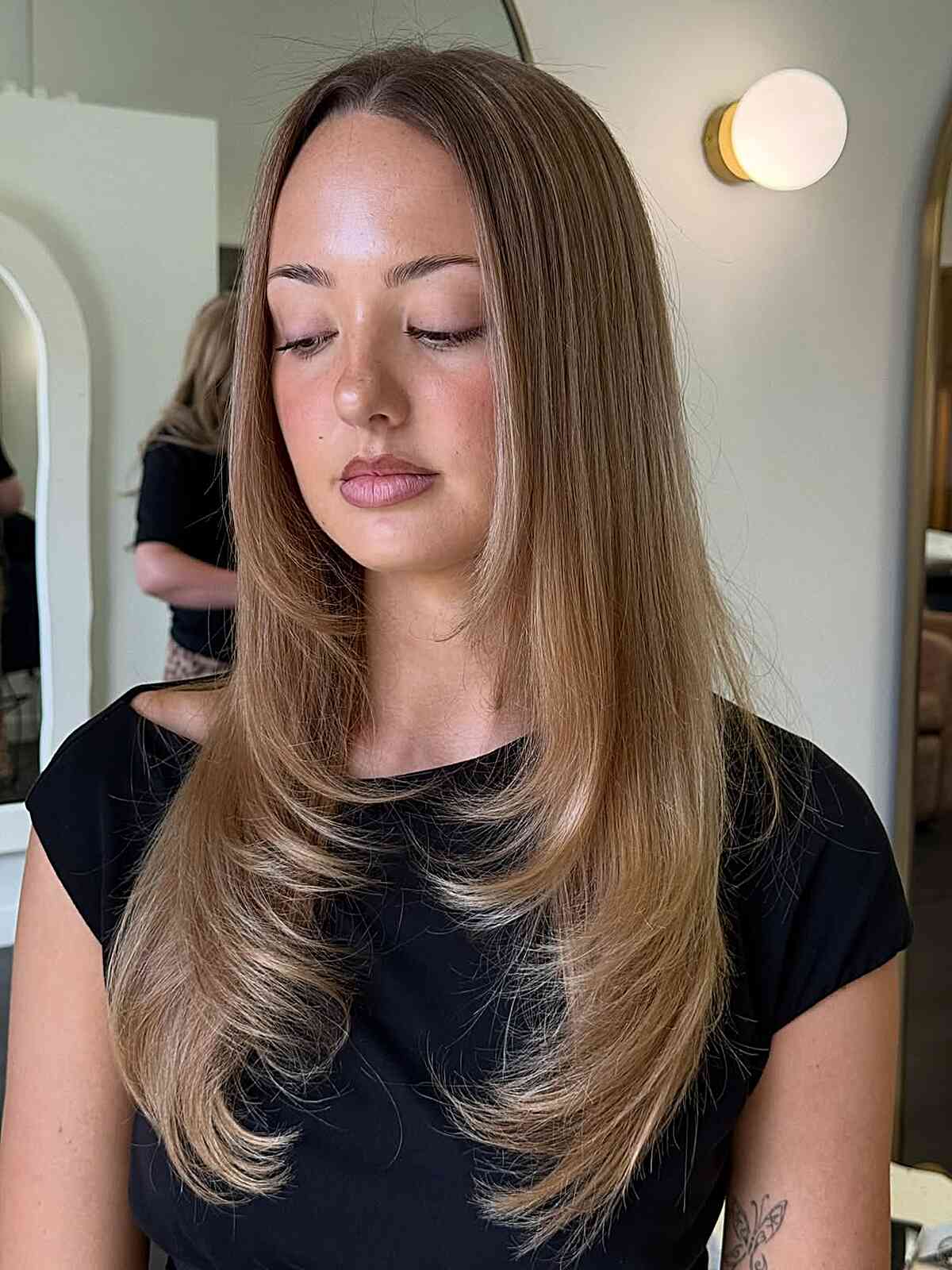 Long Layered Rachel Haircut with Soft Face-Framing Layers