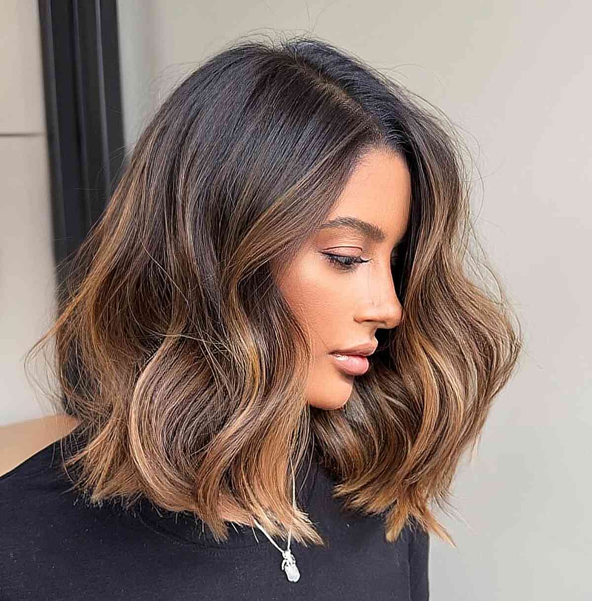 Wavy Textured Lob Haircut