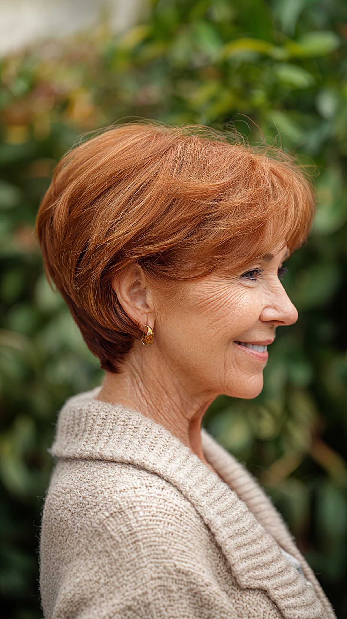 Vivid copper wedge with sculpted volume at crown