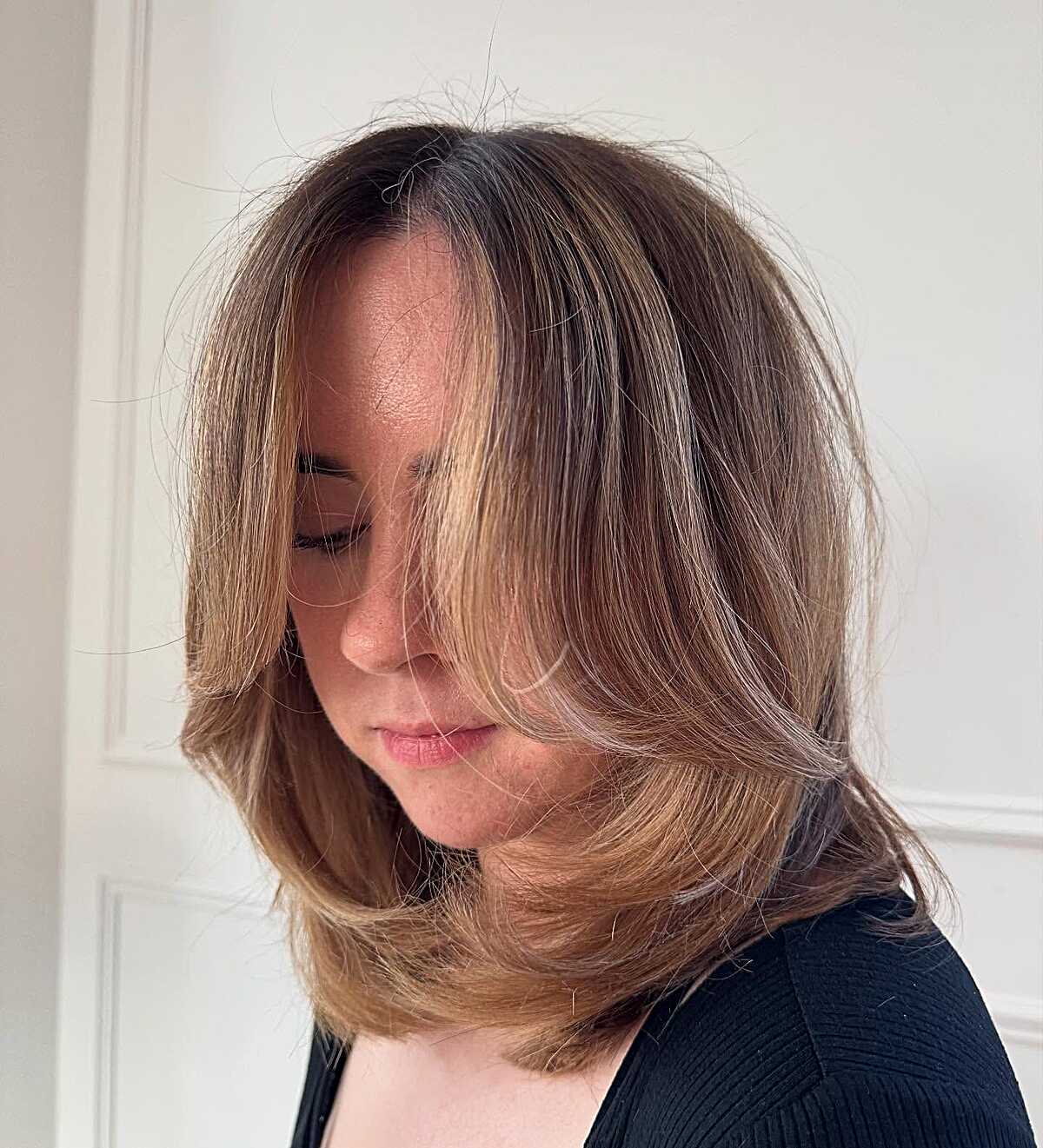 Bronde medium layered lob with lived-in texture