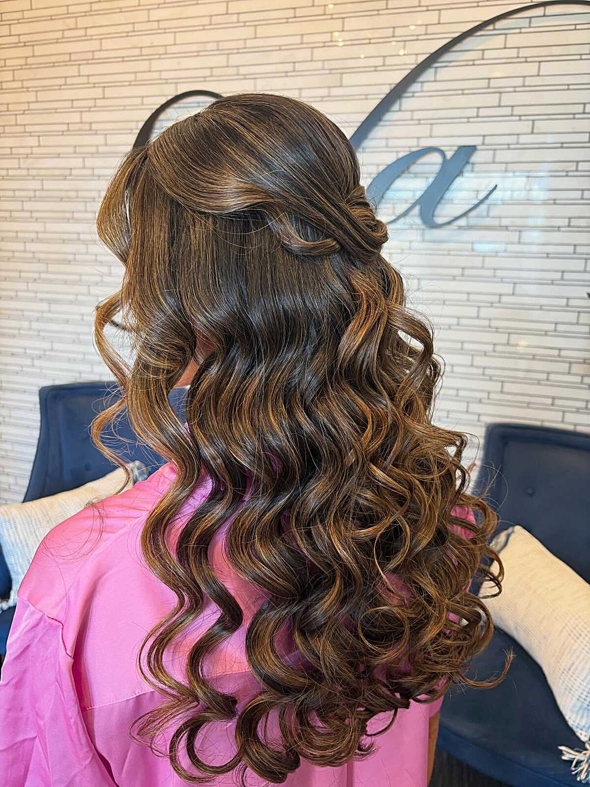 Caramel Highlighted Curls with Subtle Gather