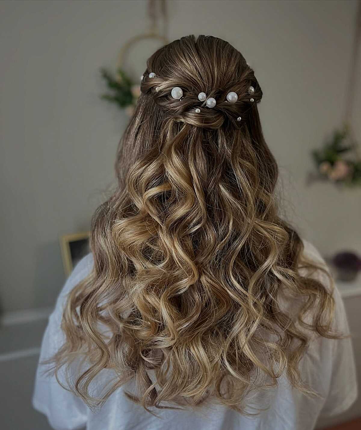 Pearl Scattered Twists on Bronde Curls Half Up
