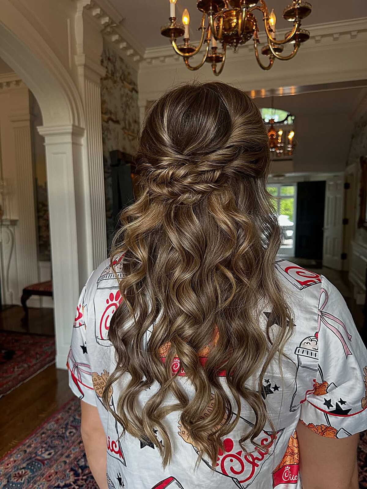 Twisted Half Up with Bronde Barrel Curls