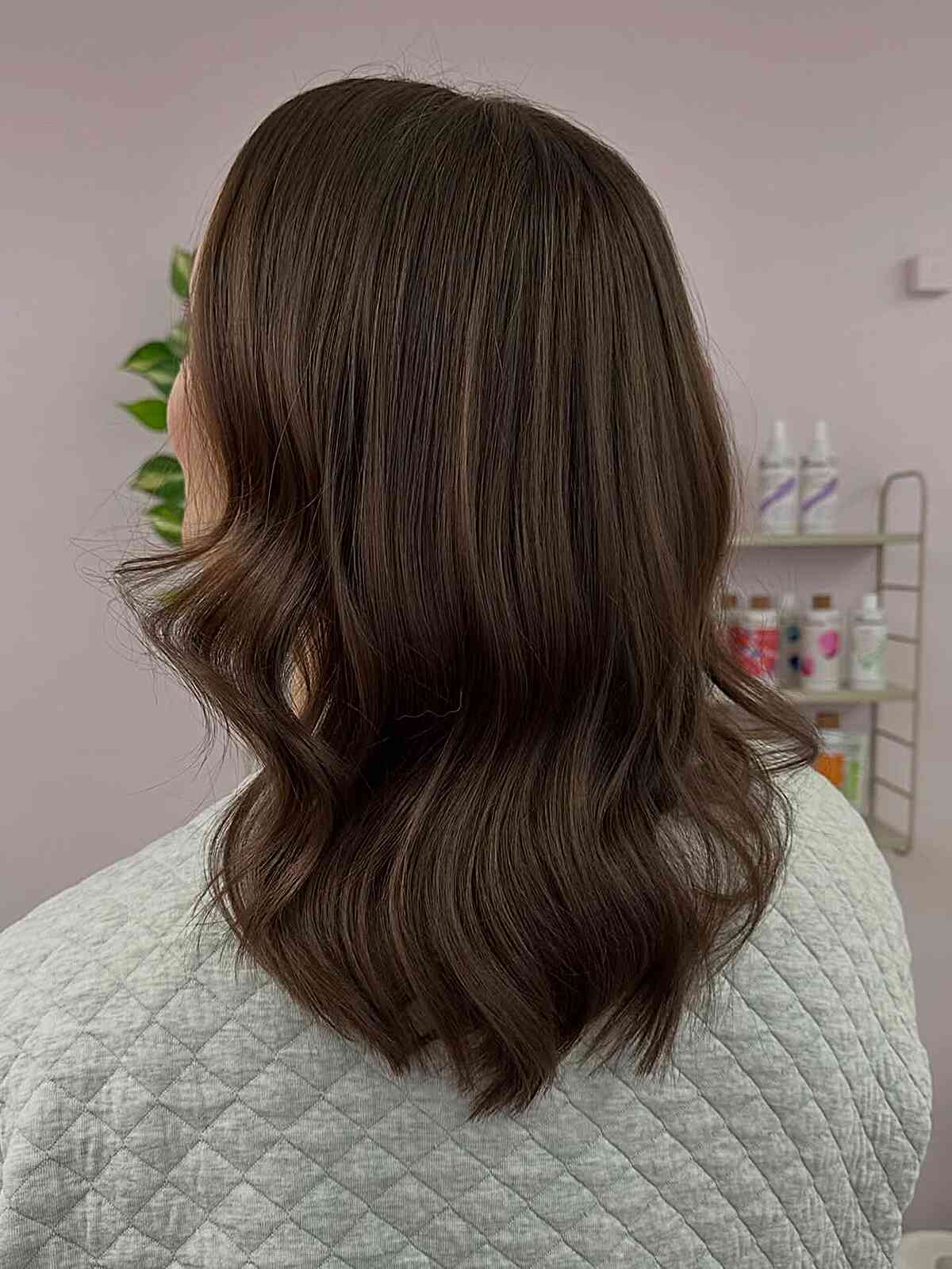 Glossy Medium Brown Hair with Soft Waves