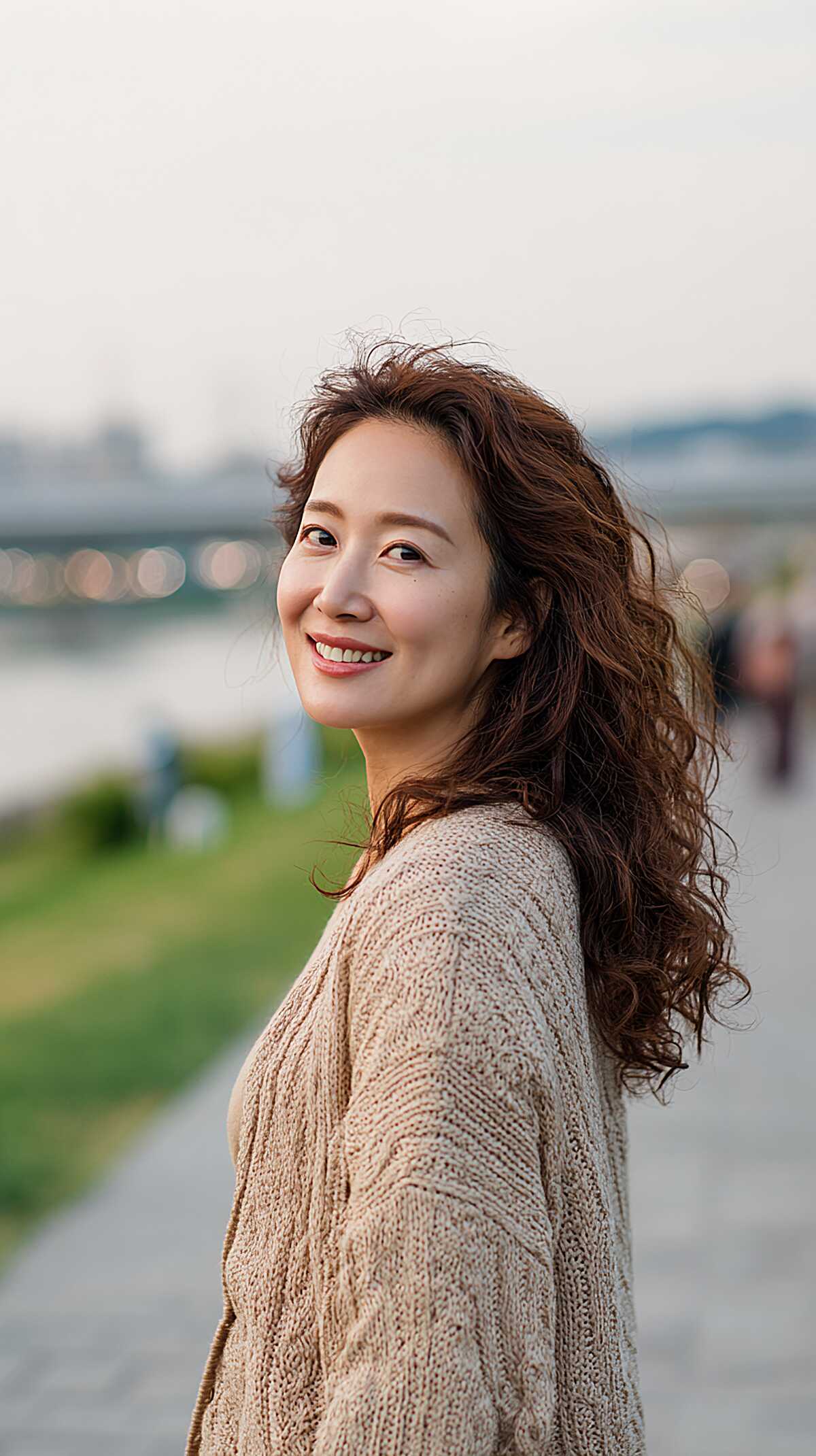 Loose Curly Layers with Warm Auburn on Medium Density Hair