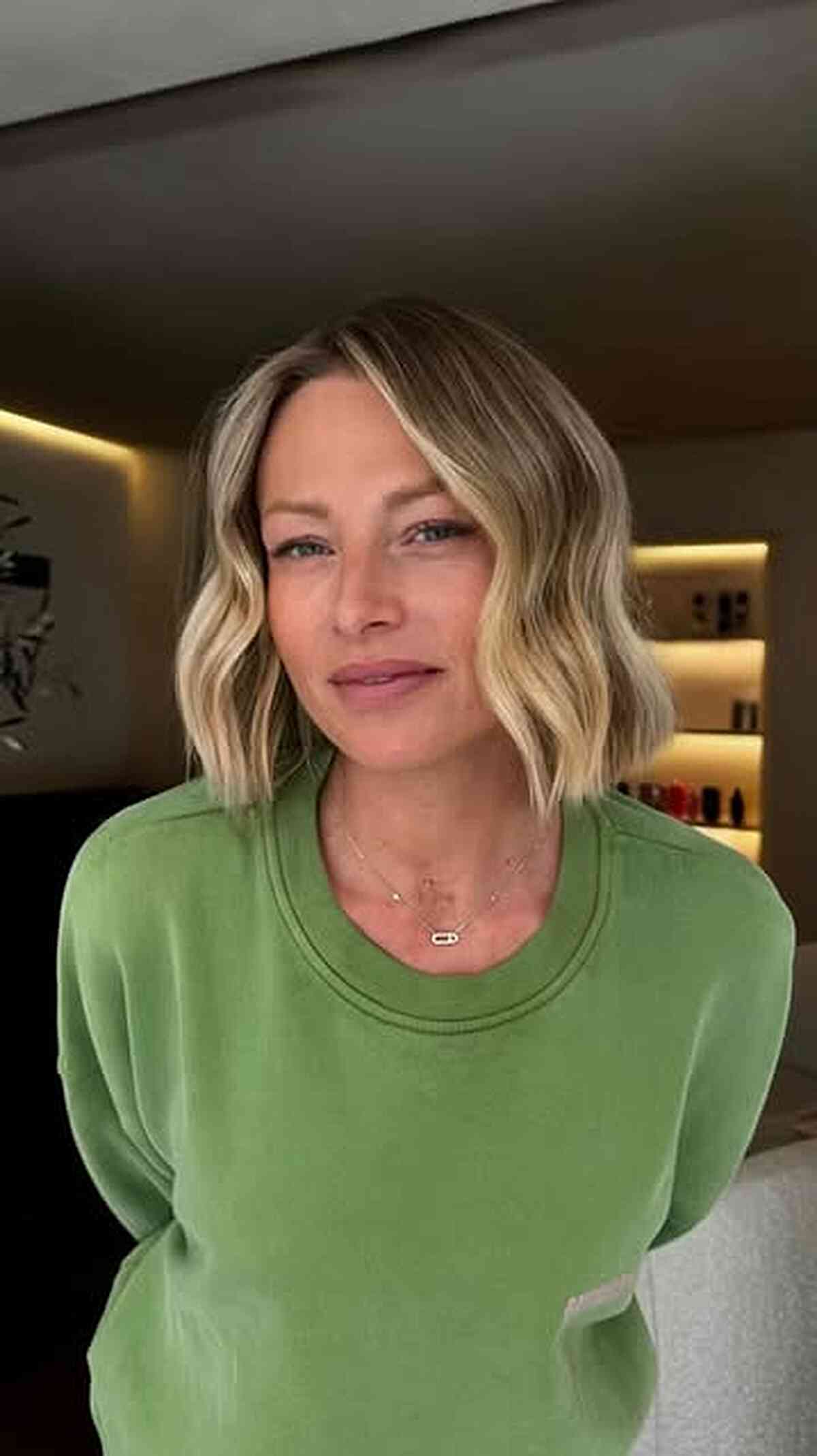 Textured Beige Blonde Wave Bob