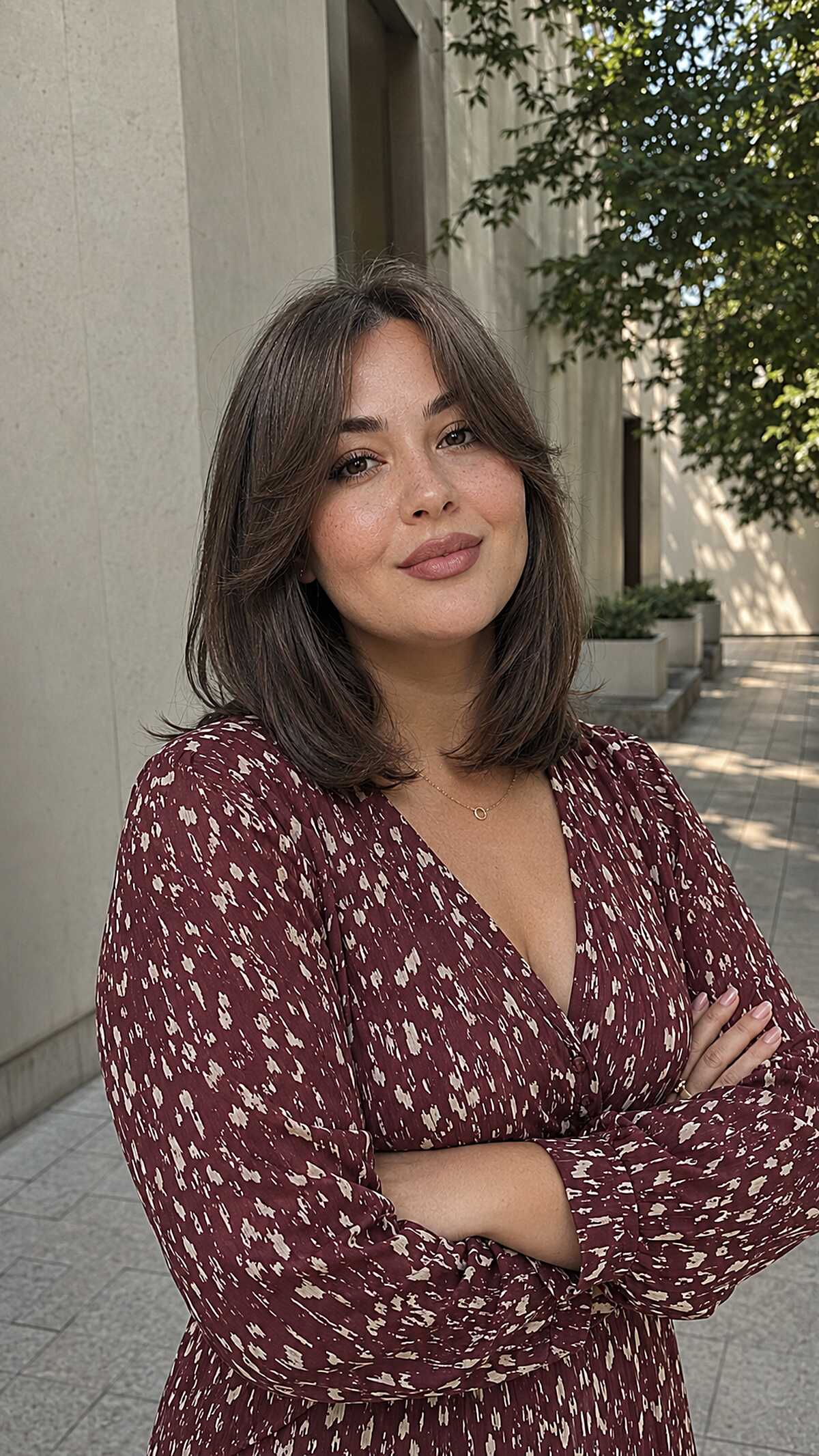 Cool Brunette Collar-Length Bob with Soft Curtain Fringe