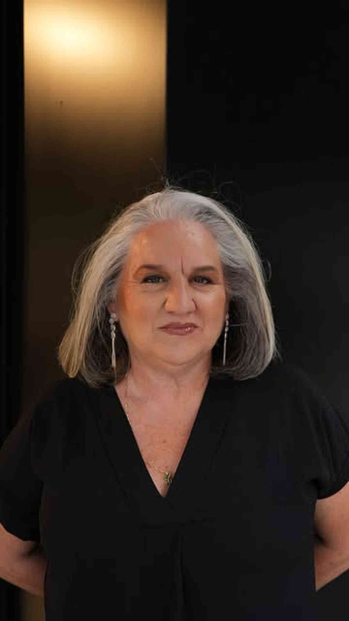 Silver Blowout Bob with Soft Layers