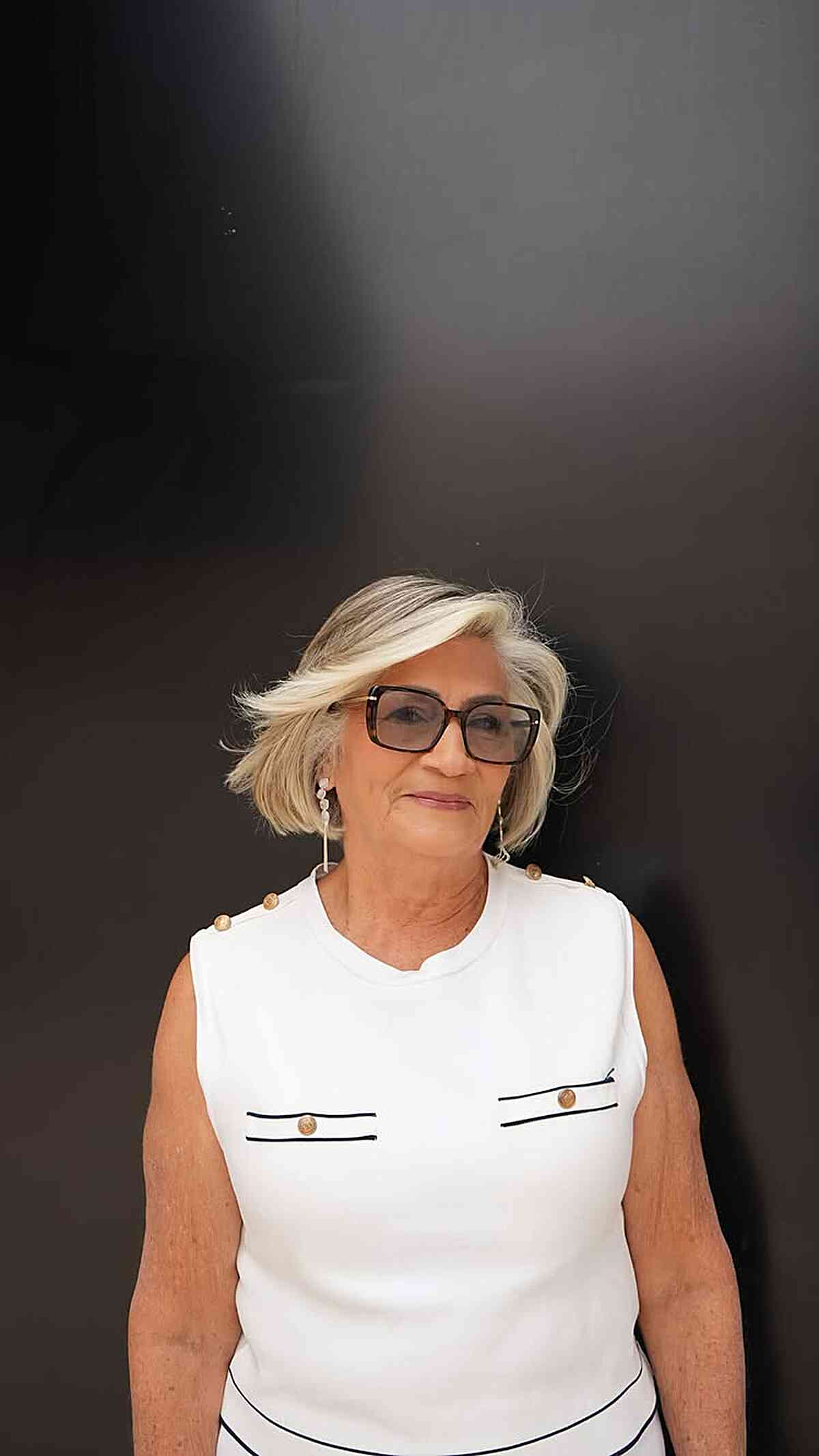 Stylish Grey Hair Bob with Flattering Layers