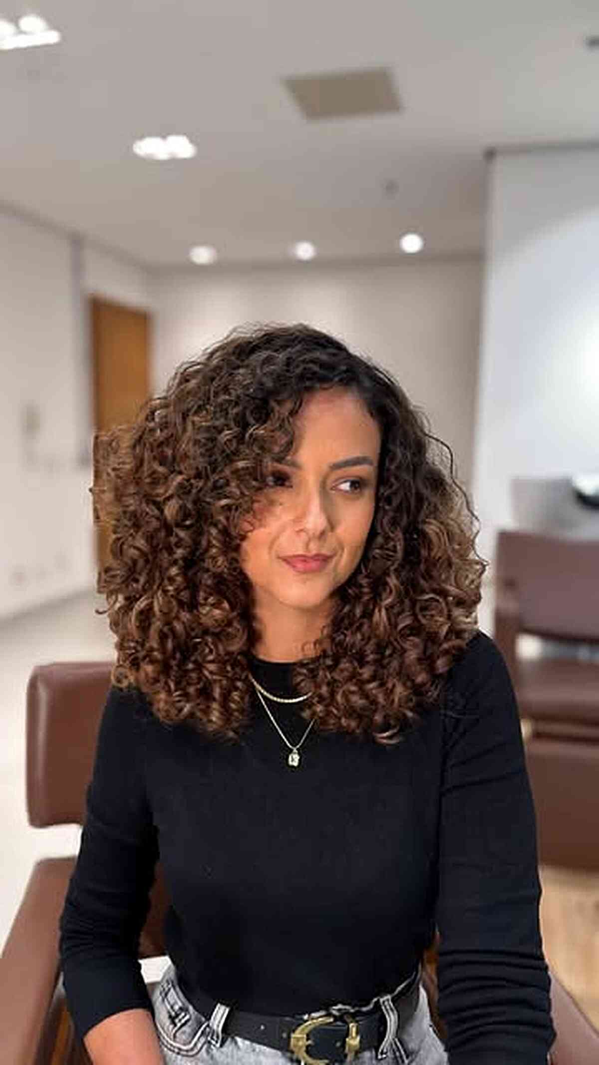 Stylish Layered Curly Medium-Length Hair