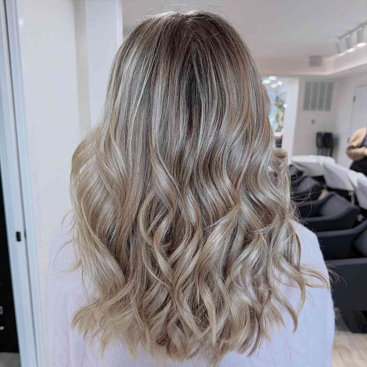 Beachy Sandy Blonde Waves