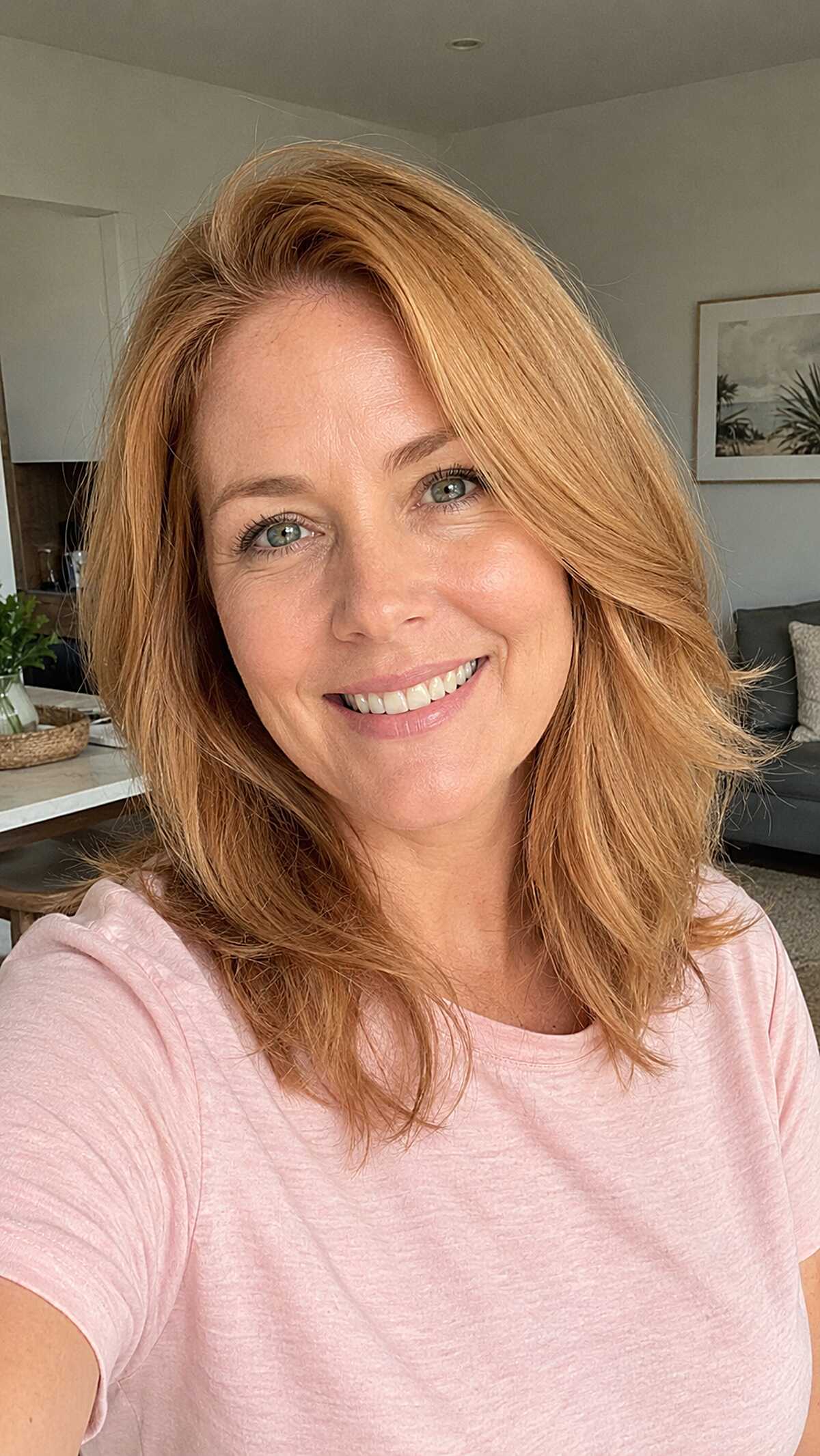 Warm Peach-Copper on a Side-Swept Medium Cut