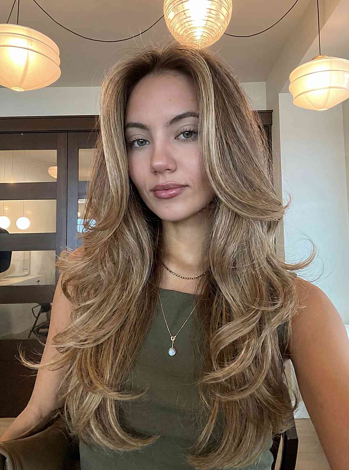 Gorgeous Long Blowout with Soft Waves