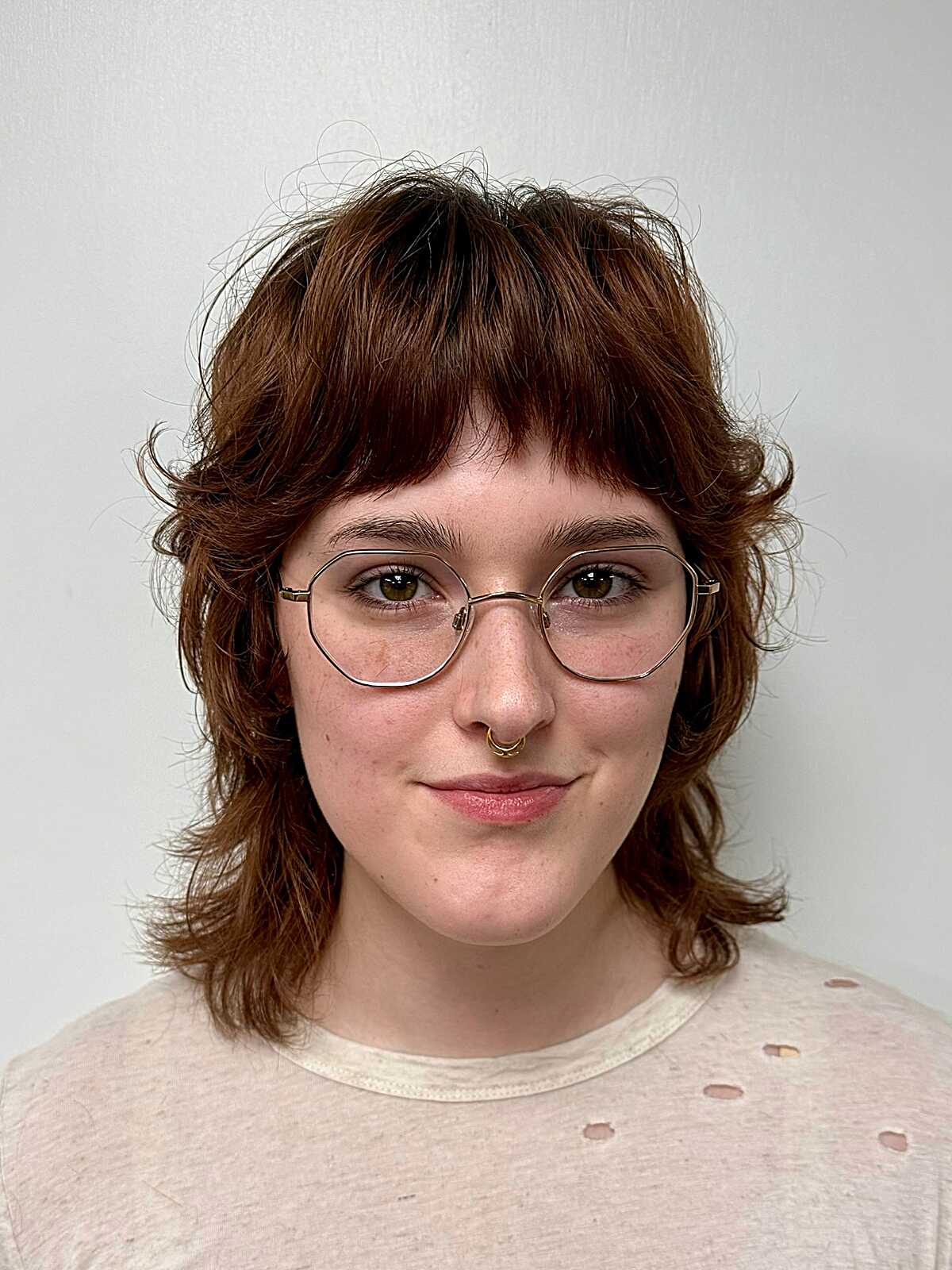 Short auburn reddish shag with flyaway textured layers