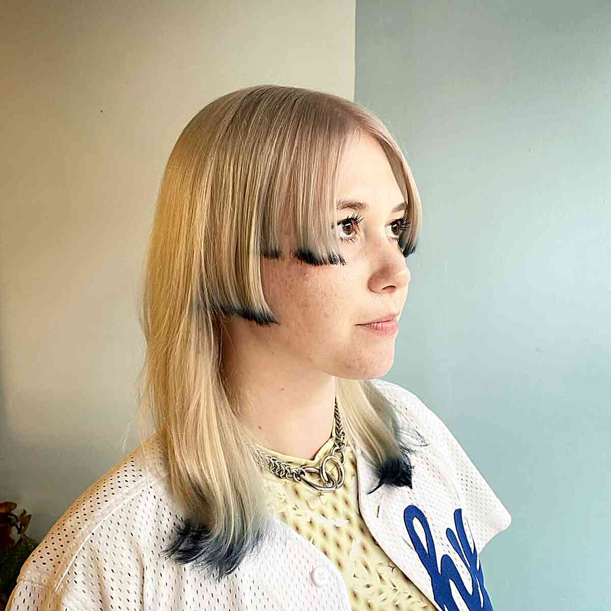Modern Hime Cut with Unique Color Contrast
