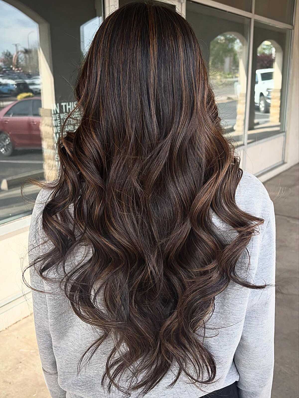 Scattered Mocha Highlights on Dark, Dense Lengths