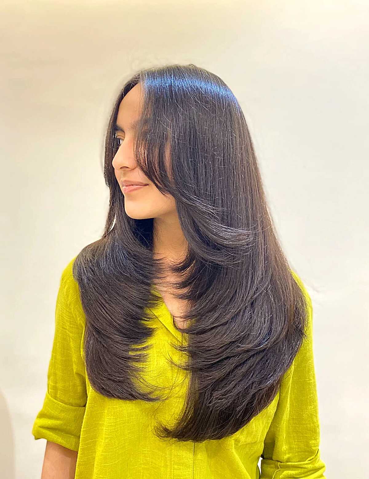 Long Feathered Layers With Flipped Ends