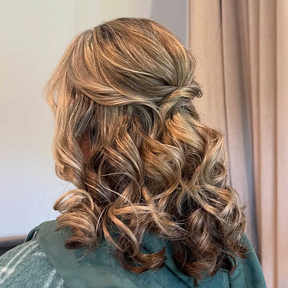 Twisted Half-Up with Honey Bronde Ringlets