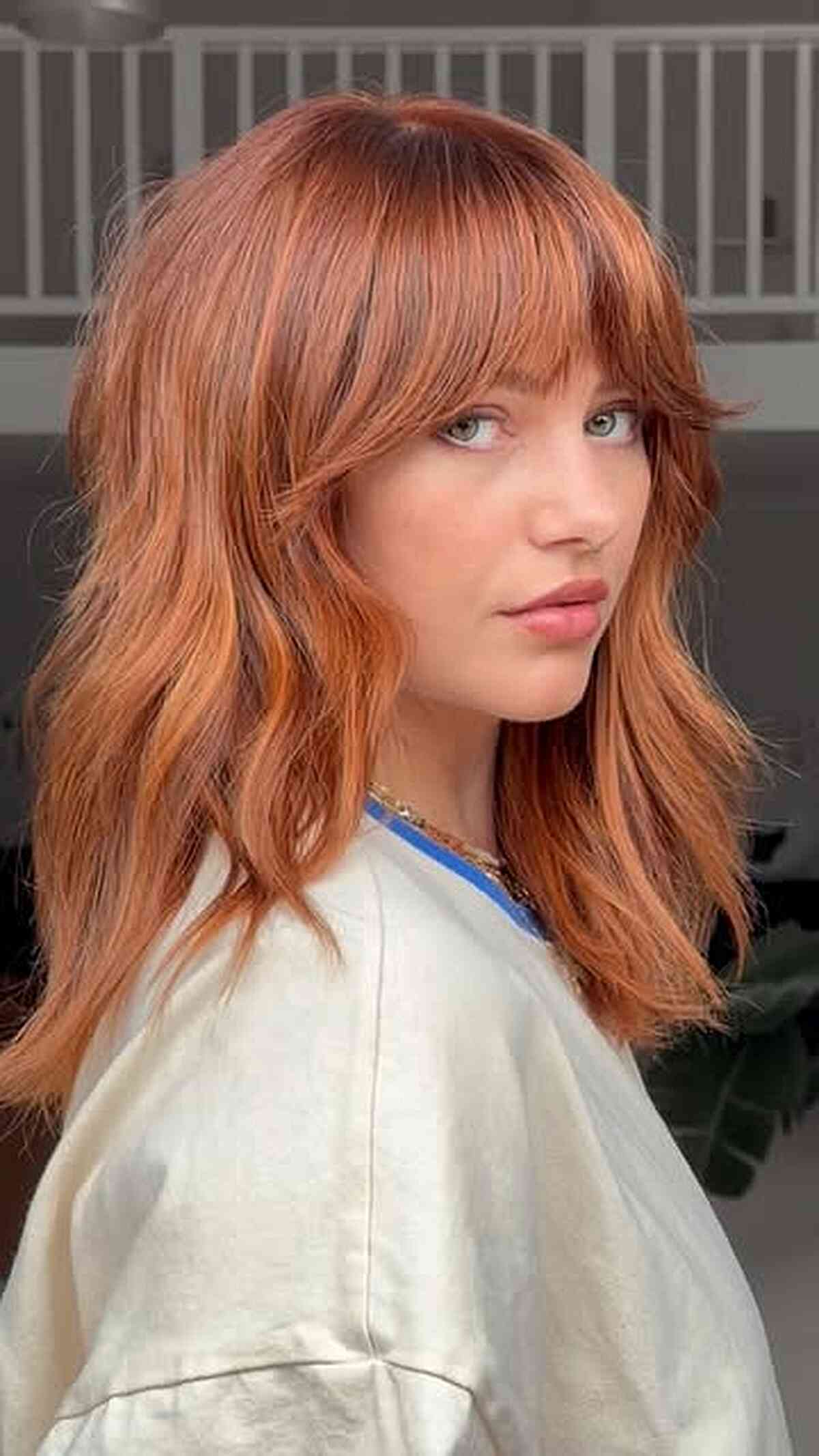 Modern Shag Wavy Hair with Fringe