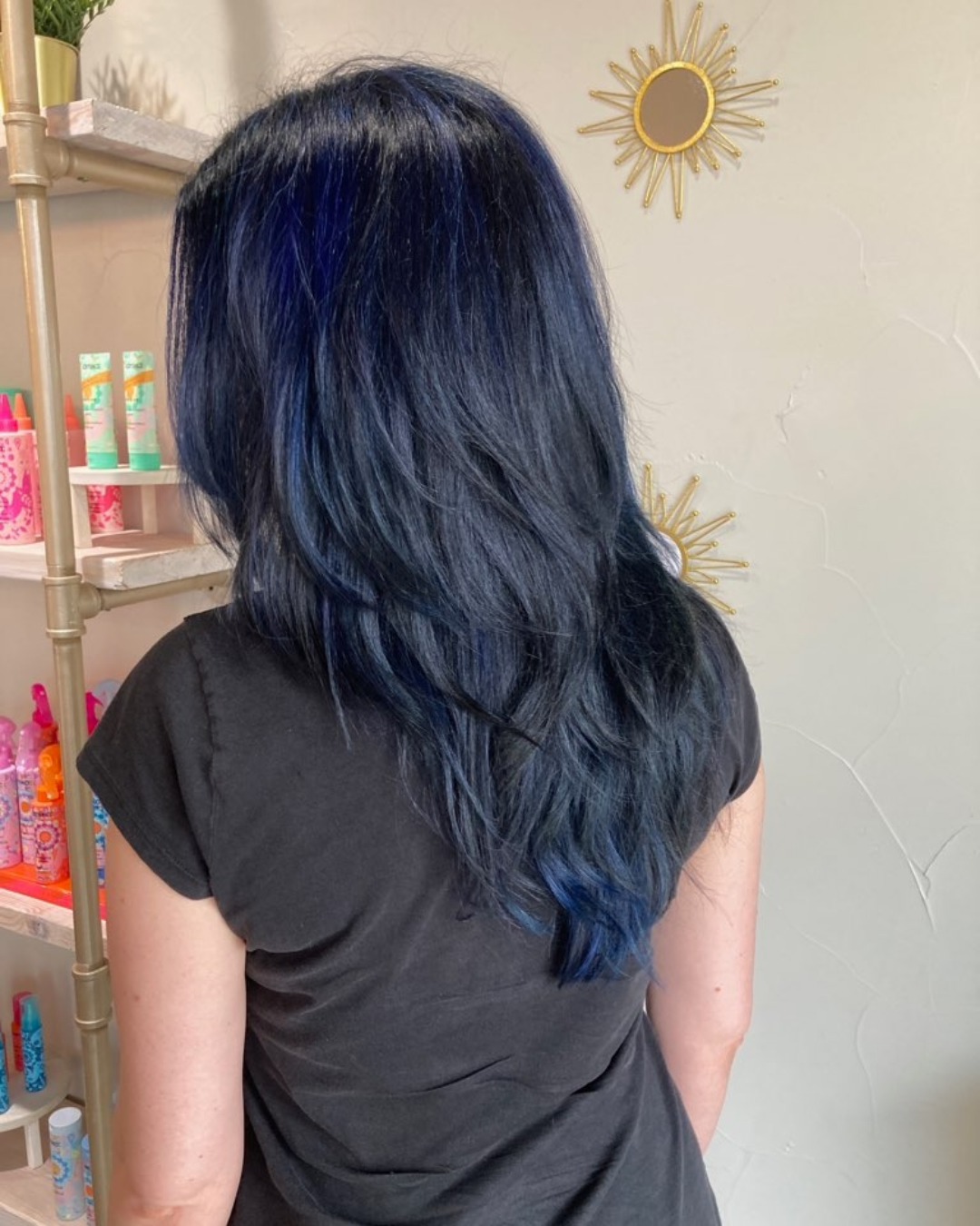 Dynamic Navy Long Layered Hair with Subtle Highlights